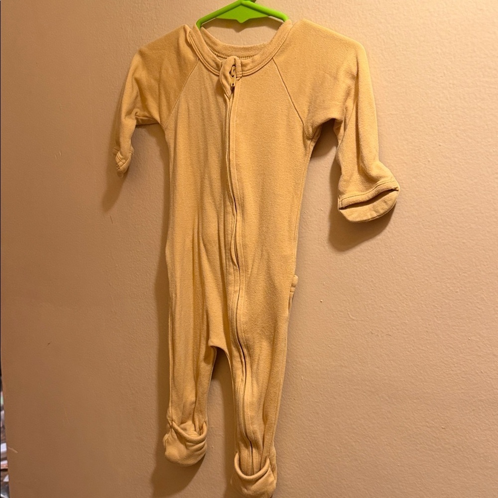 Goumi Cream Footed One-Piece Pajama with Front Zipper